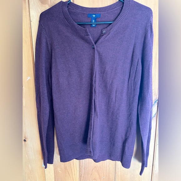 Women’s sweater - Picture 1 of 3